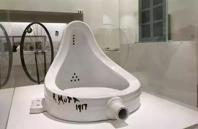 展厅设计里的装置艺术